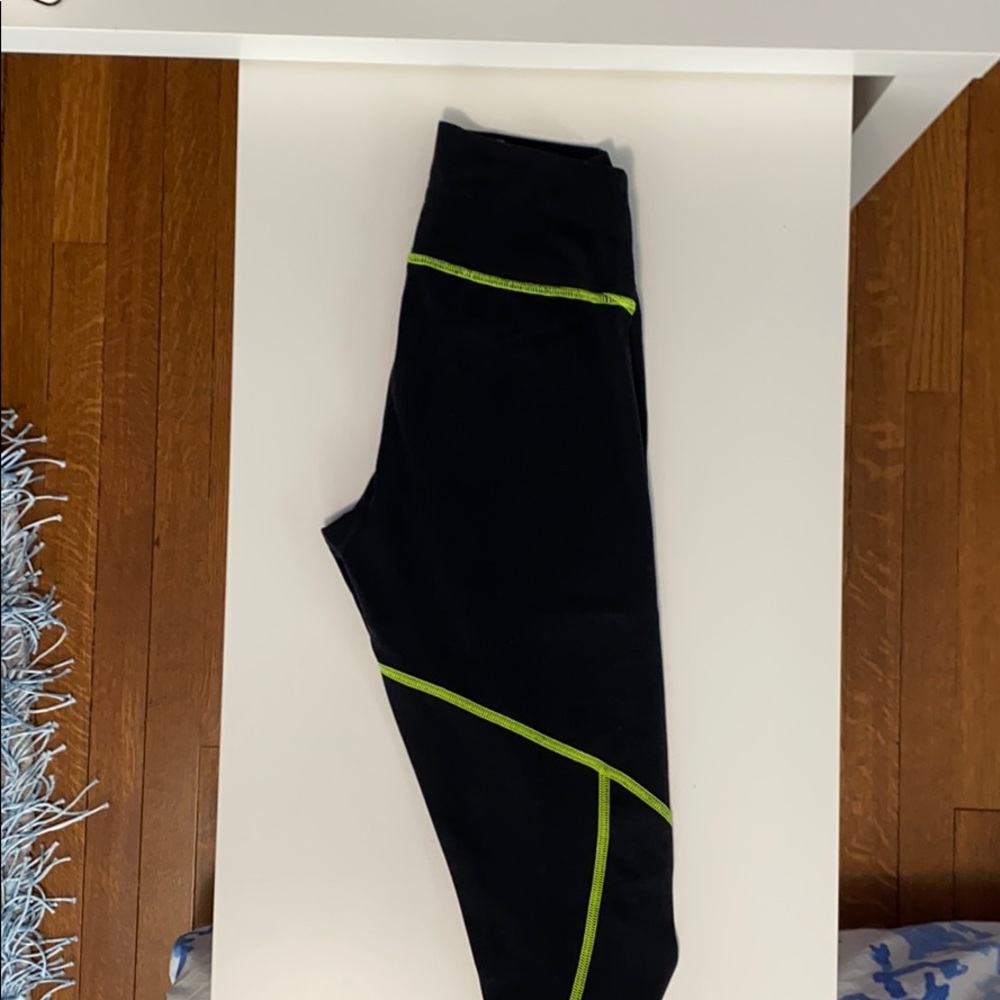 Leggings NEVER WORN!